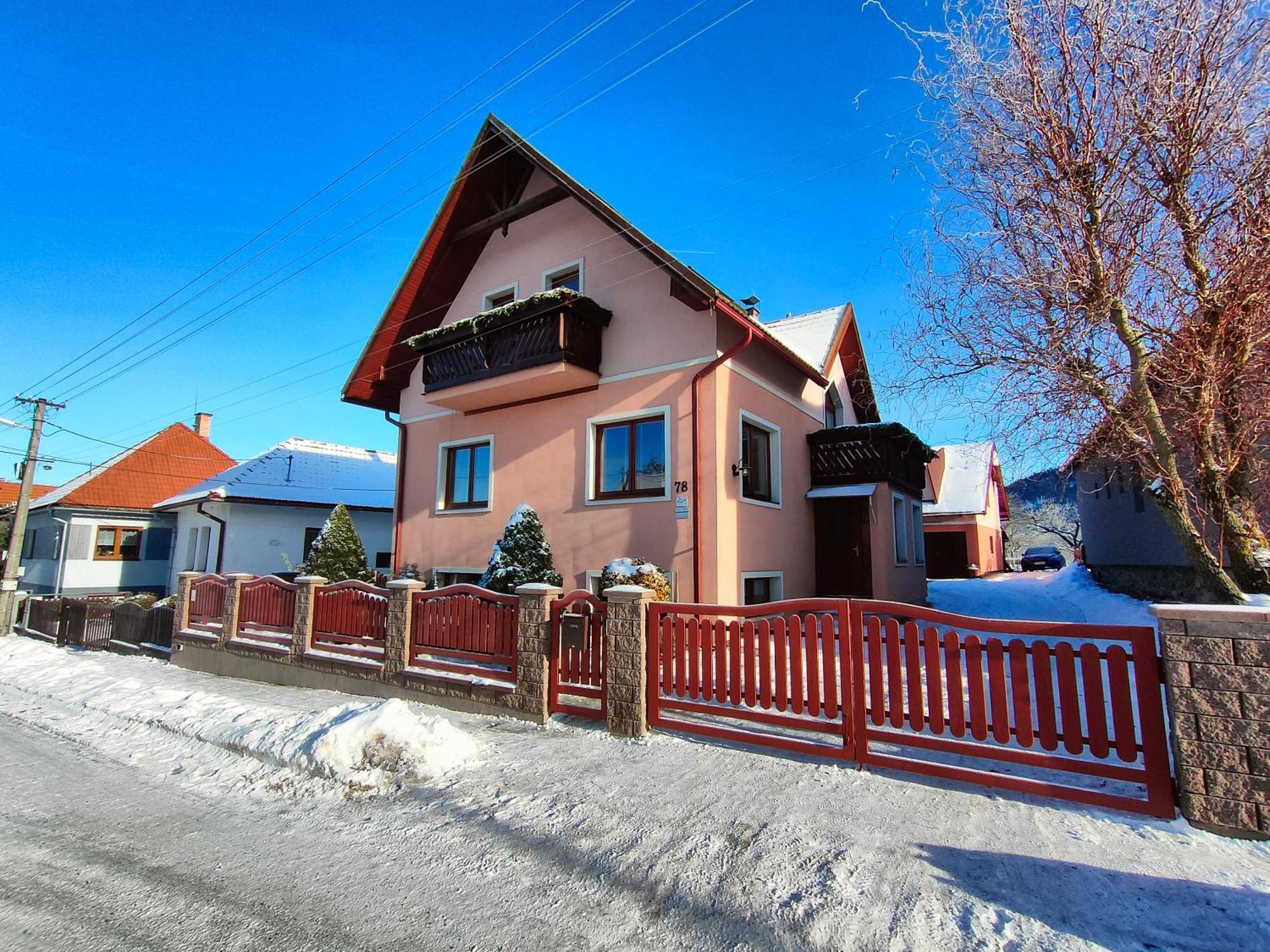 Agami T Villa Pavčina Lehota Екстериор снимка